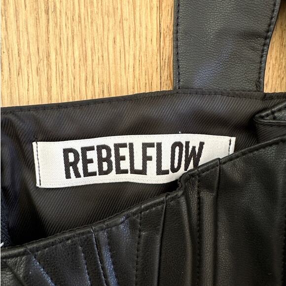 Rebel Flow - Faux Leather Side Lace Up Corset Style Top in Black - Picture 2 of 5